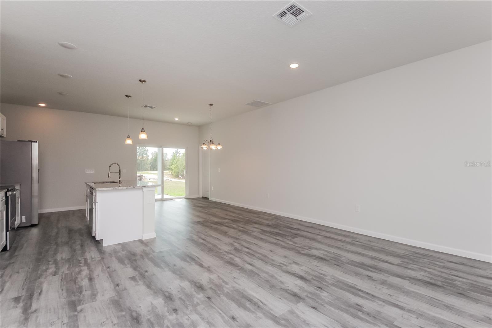 137 VIOLET CT