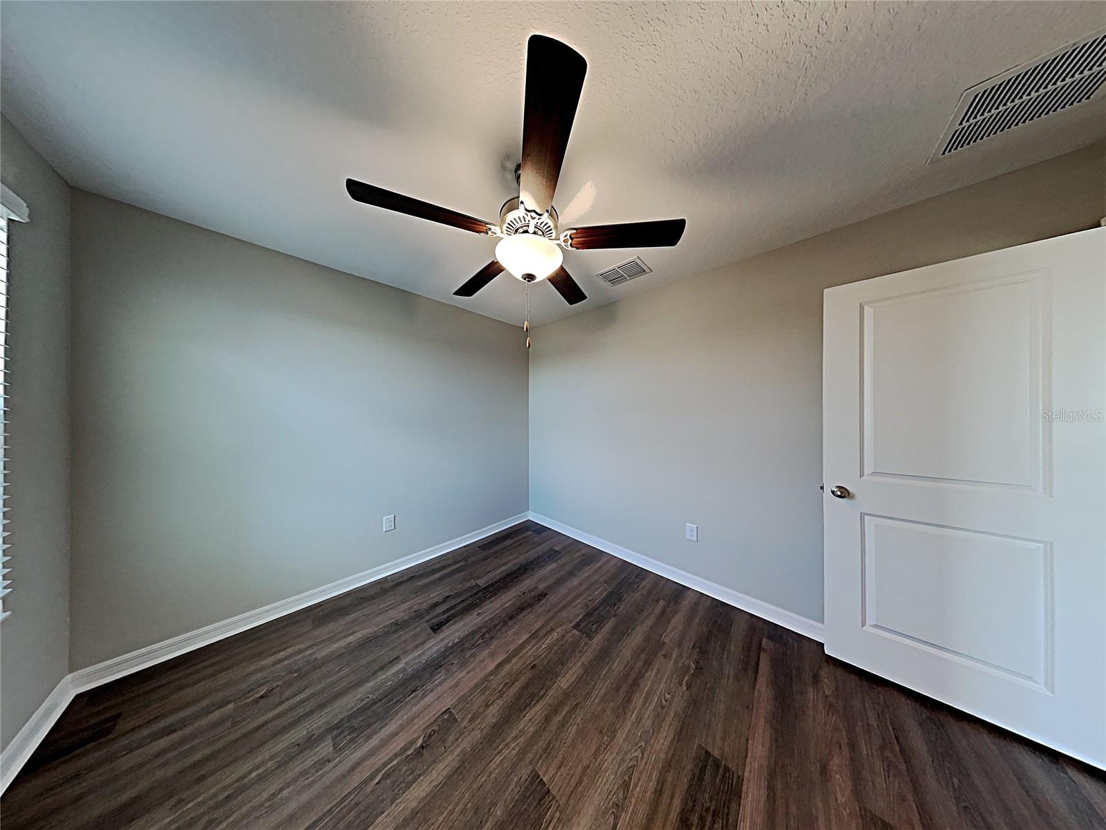 5125 WHITE CHICORY DR