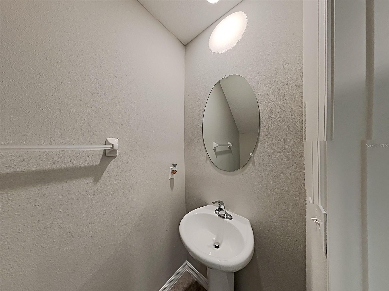 5125 WHITE CHICORY DR