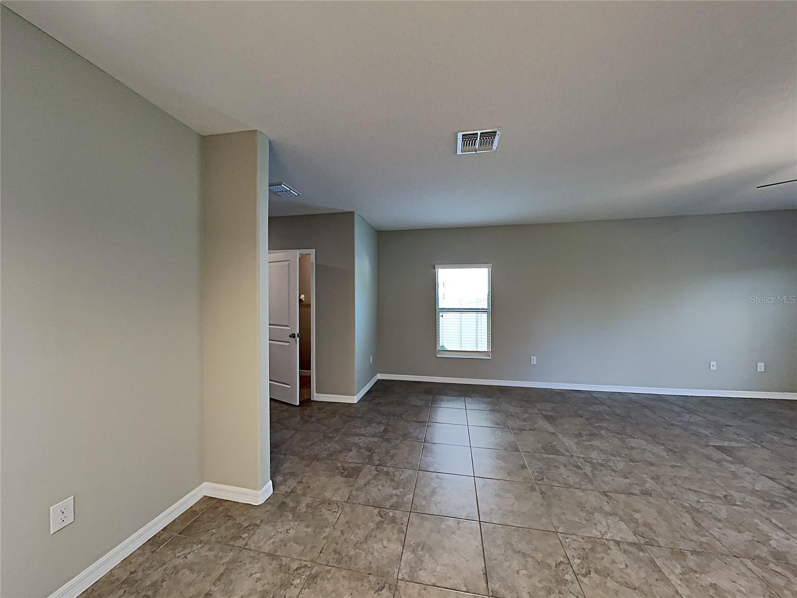 5125 WHITE CHICORY DR