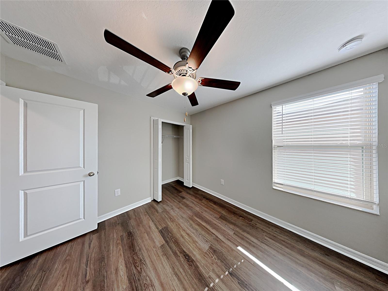 5125 WHITE CHICORY DR