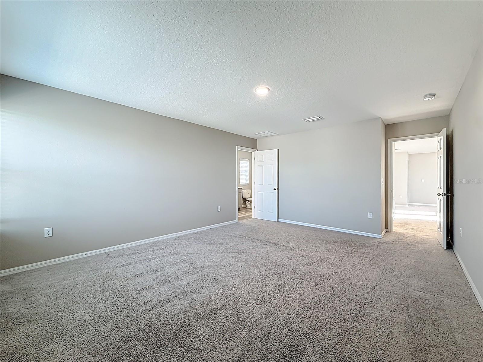 12892 TANNENCREST DR