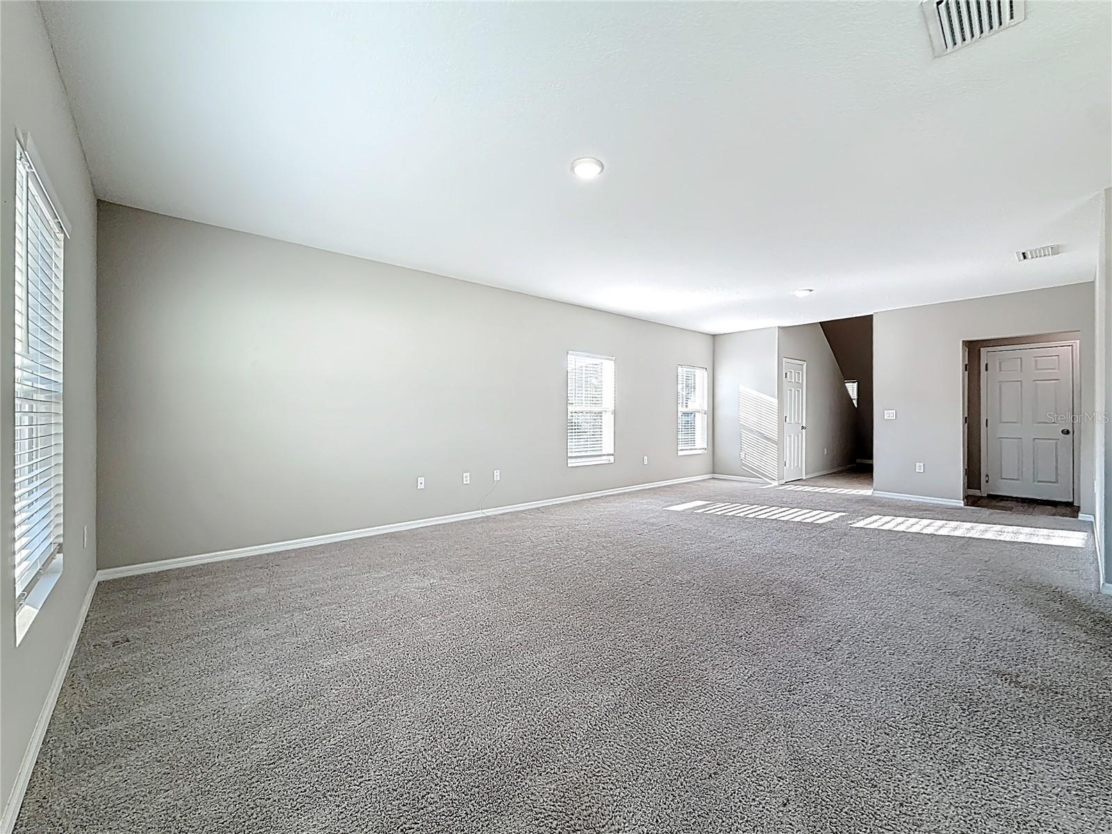 12892 TANNENCREST DR