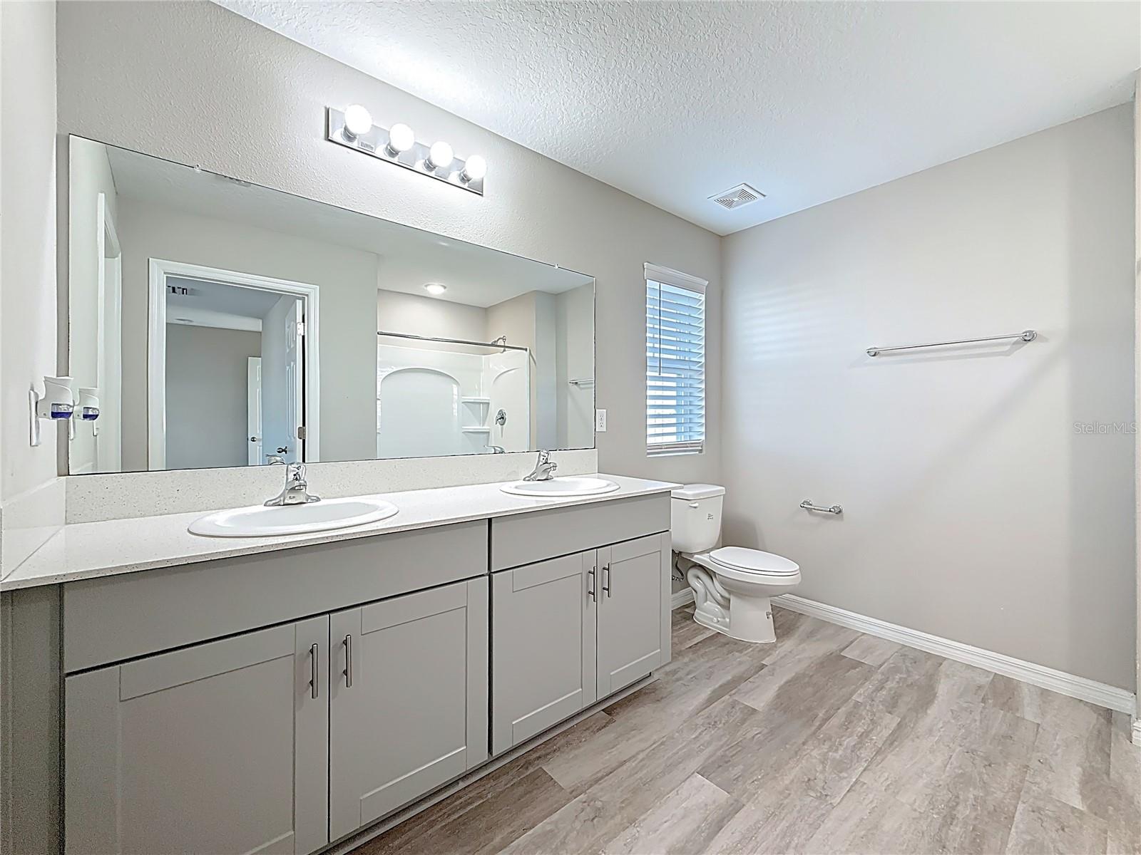 12892 TANNENCREST DR