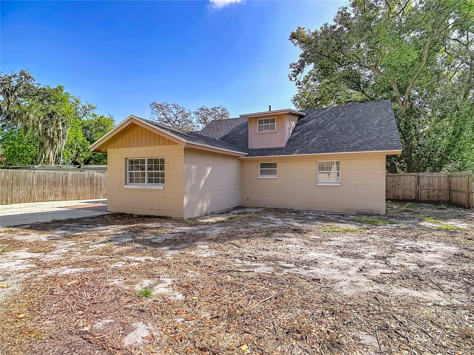 108 AVENUE A WAHNETA E #A