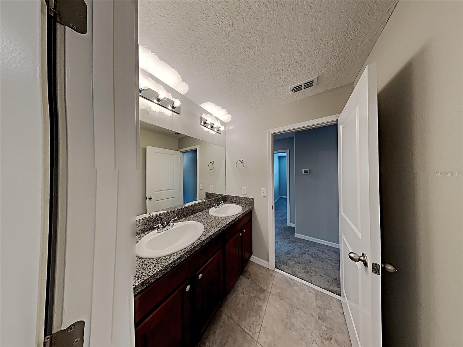 15320 BROAD BRUSH DR