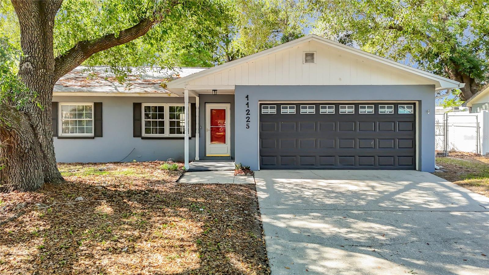 11225 TAFT LN