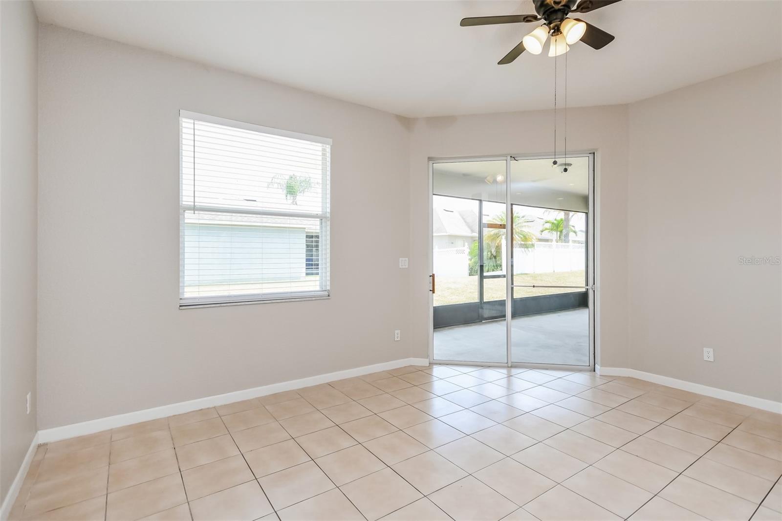 2925 WILLOW CREEK LN