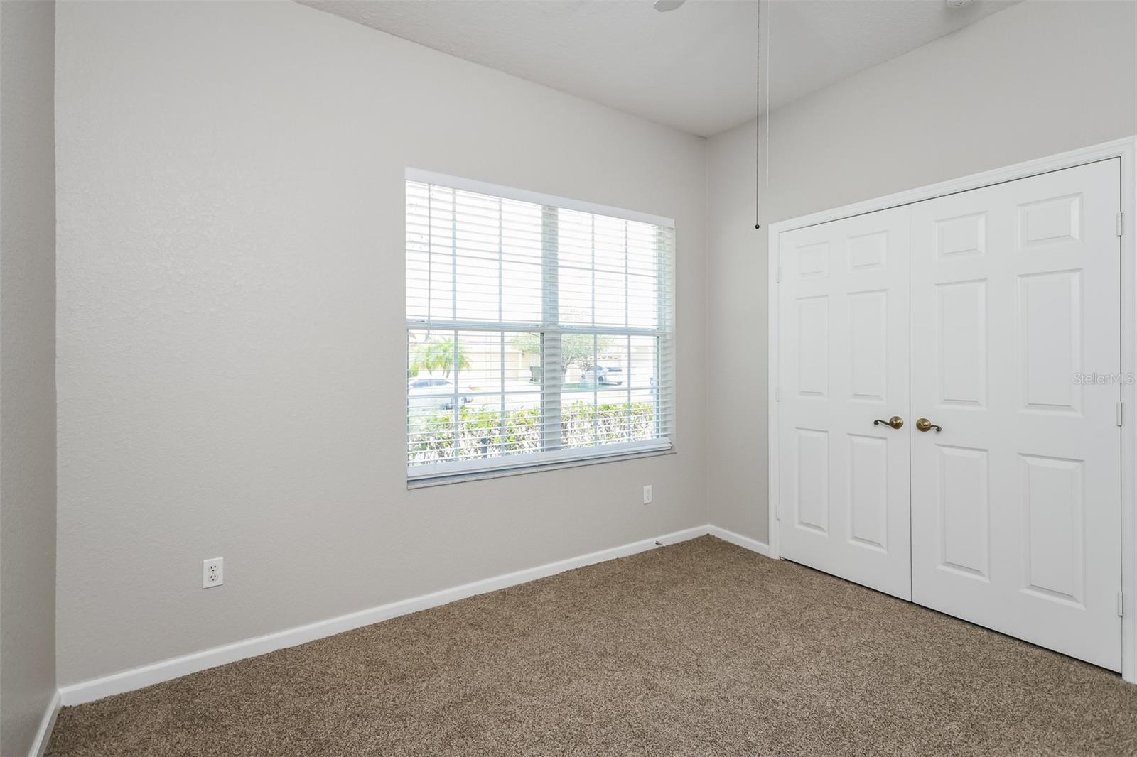 2925 WILLOW CREEK LN