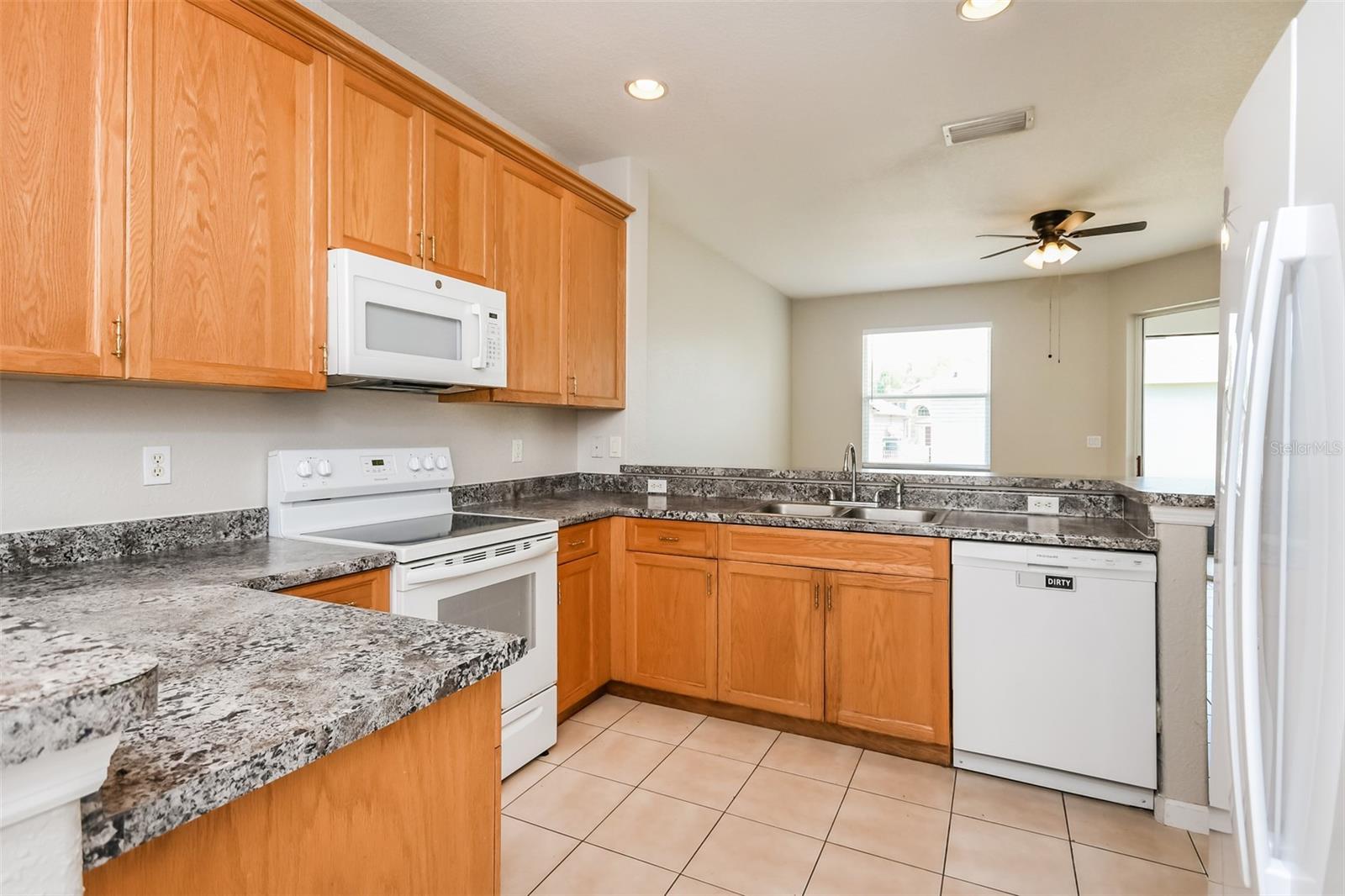 2925 WILLOW CREEK LN