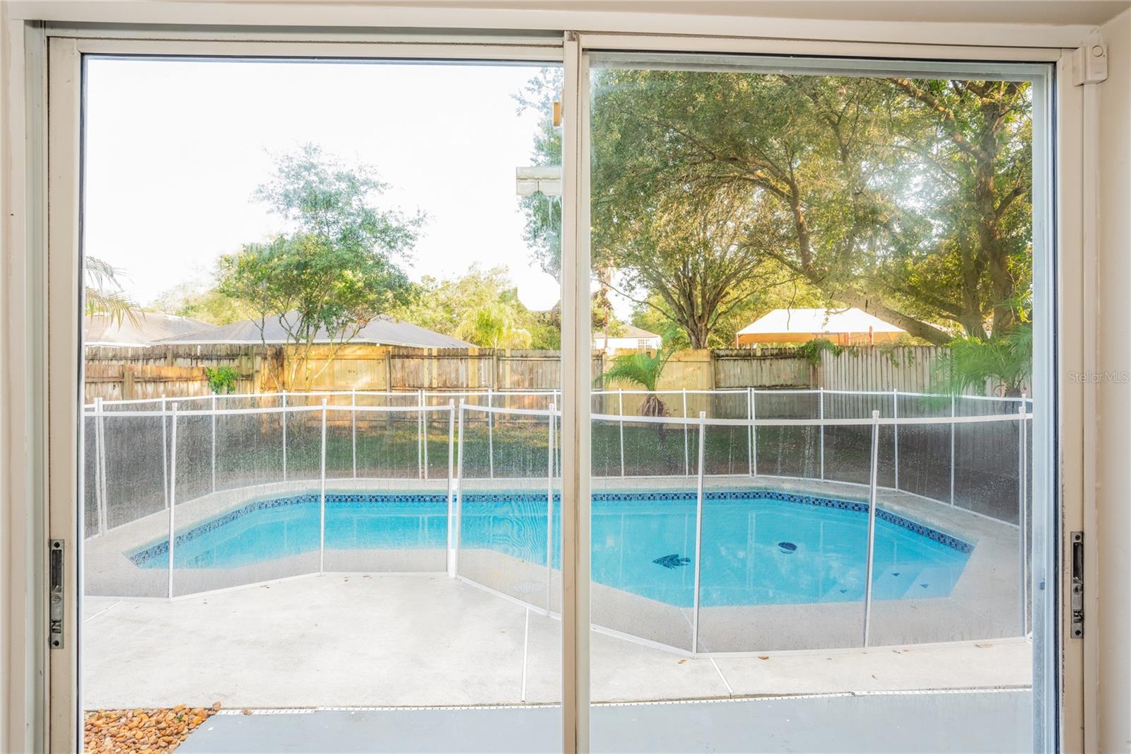 1011 LAKE SHORE RANCH DR