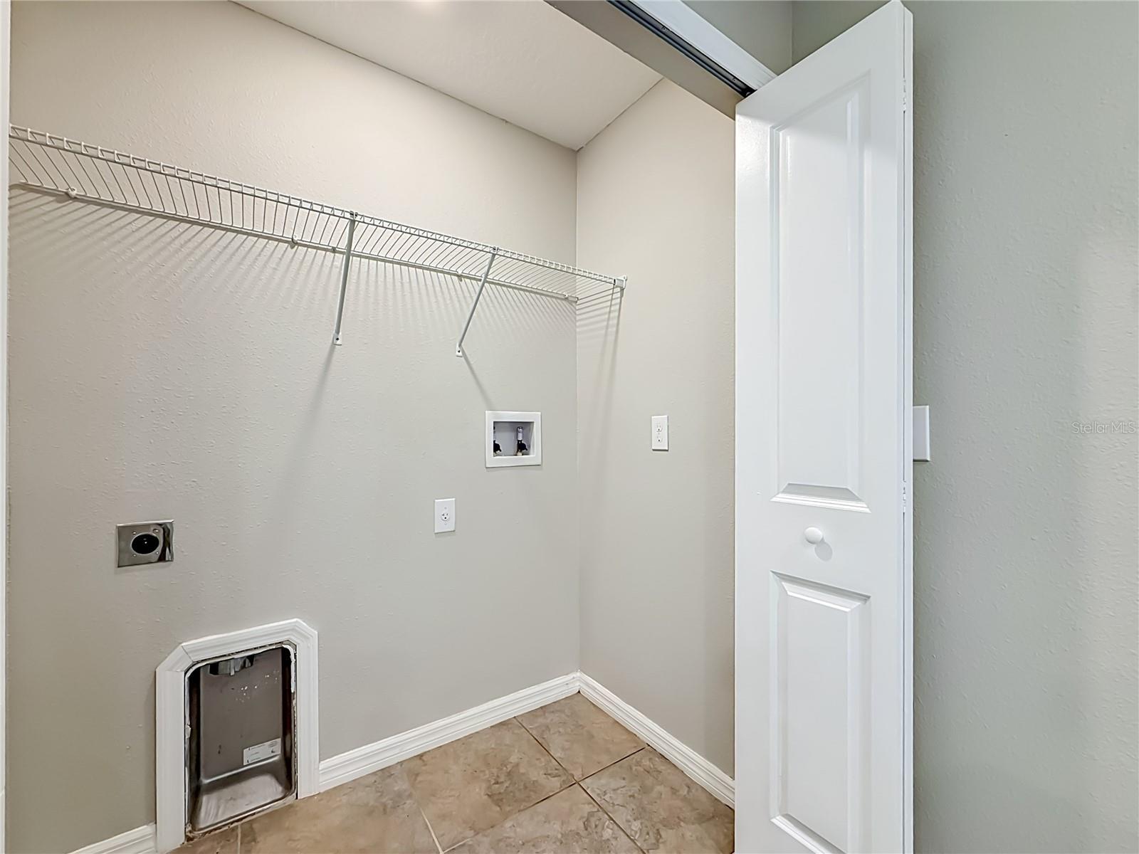 7405 EVENING PRIMROSE CT