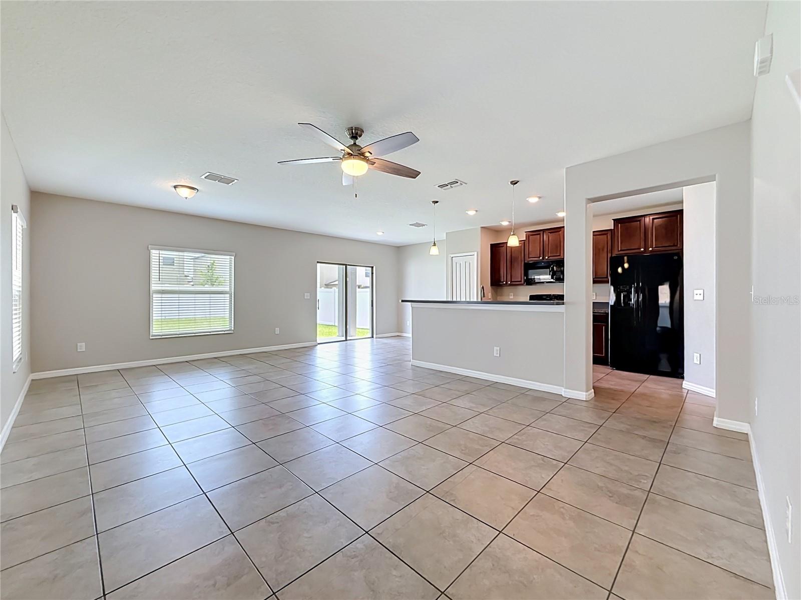 7405 EVENING PRIMROSE CT
