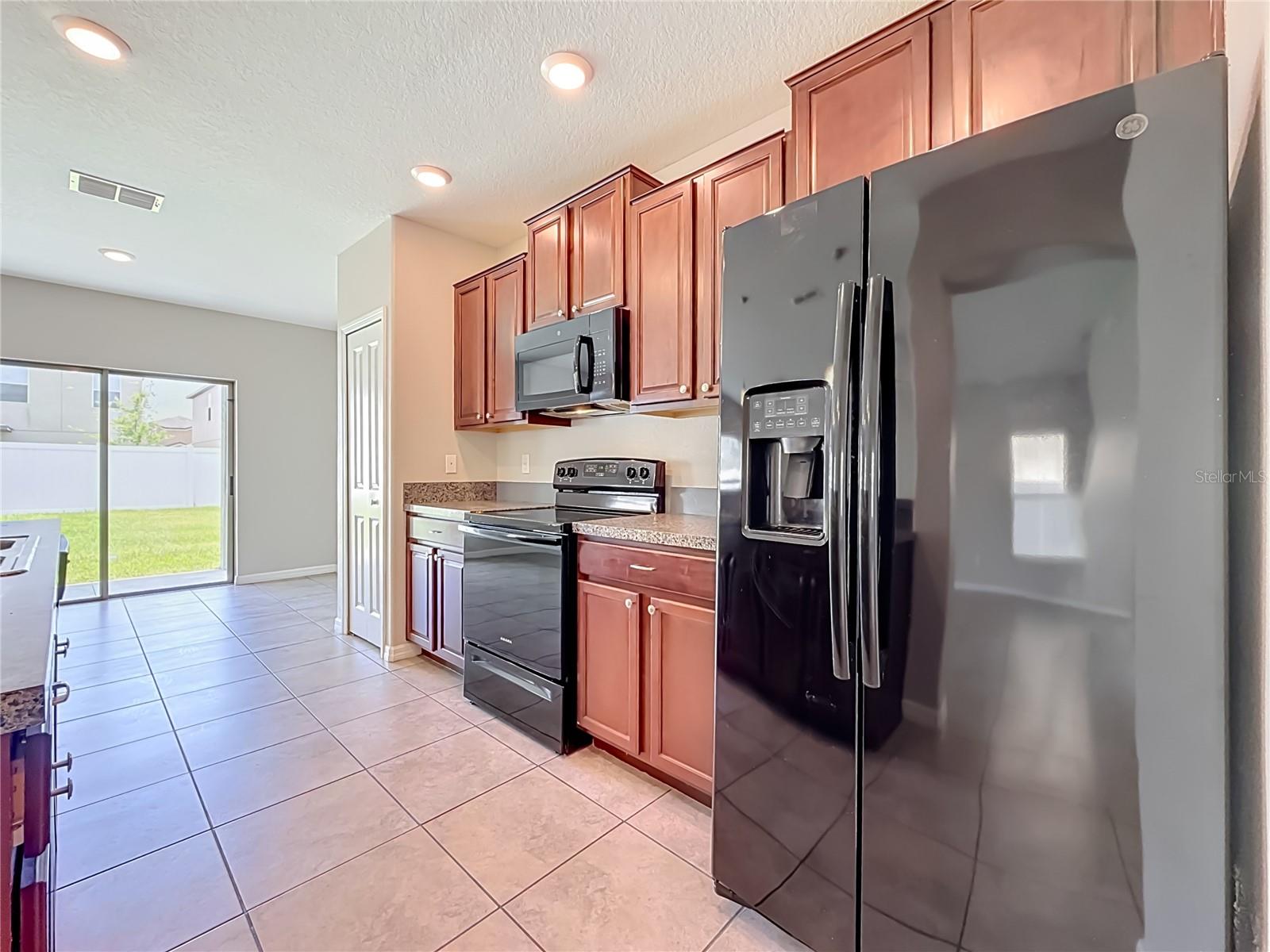 7405 EVENING PRIMROSE CT