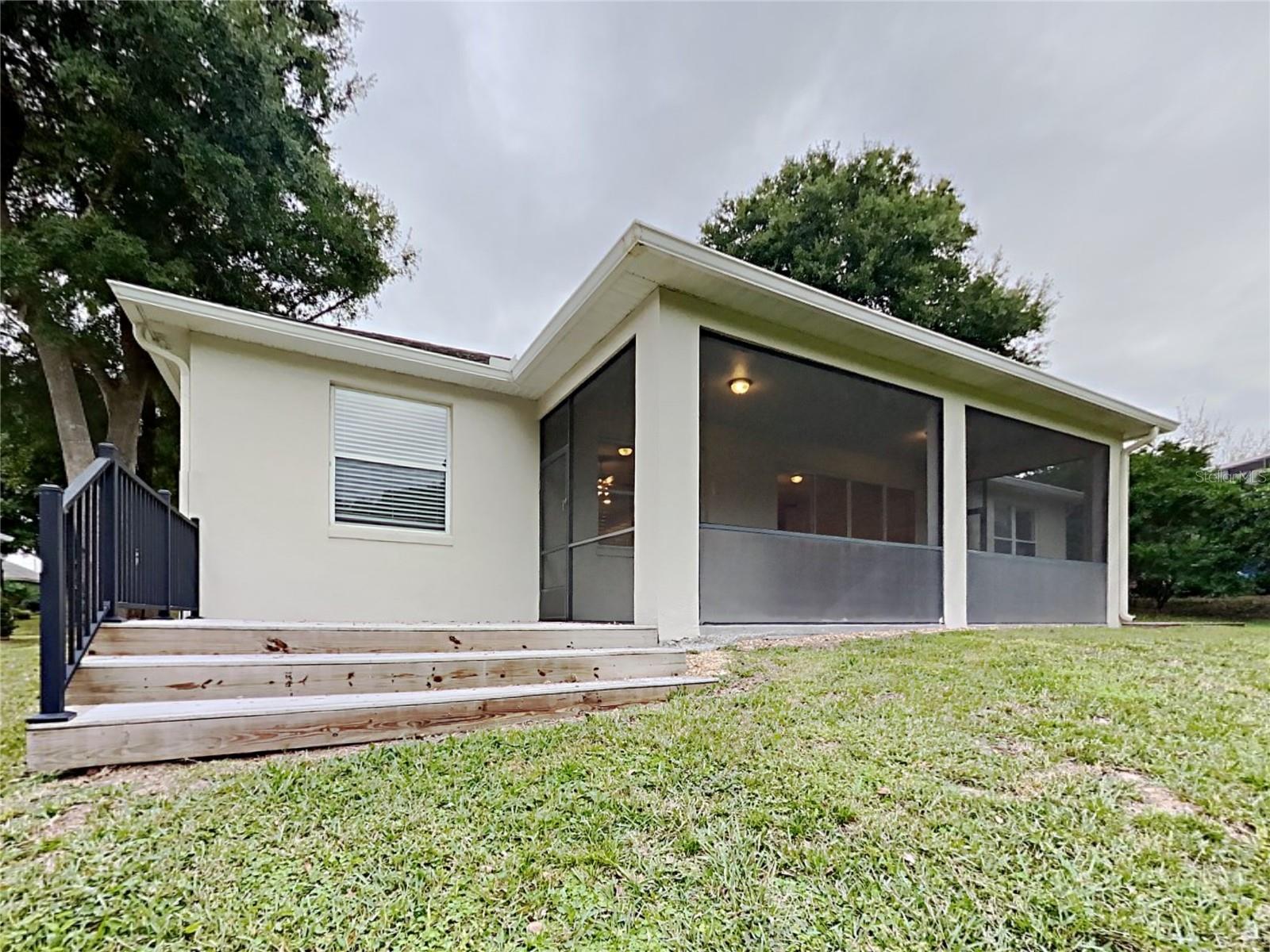 1804 STONEYWOOD WAY
