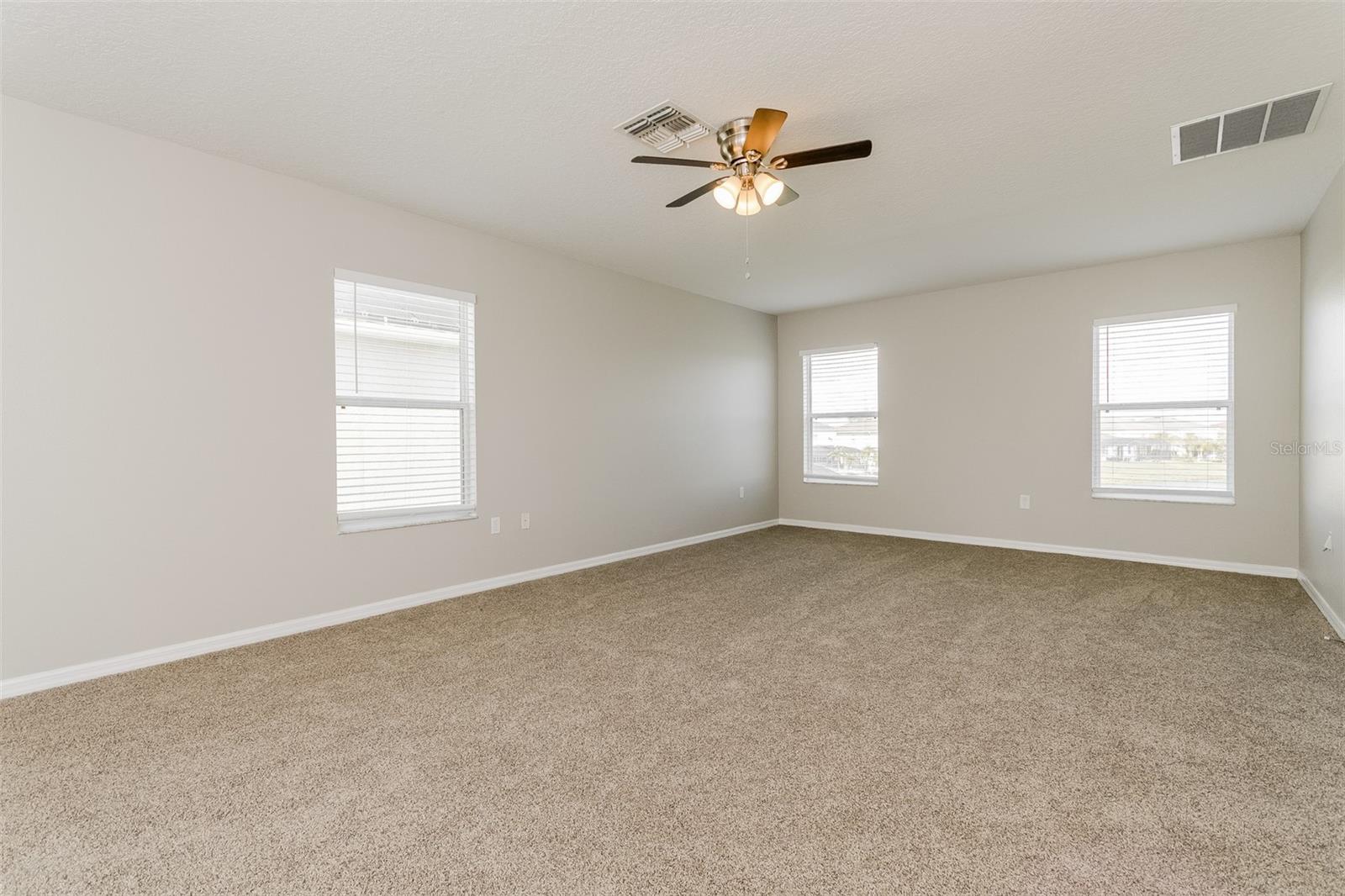 513 BERRY JAMES CT