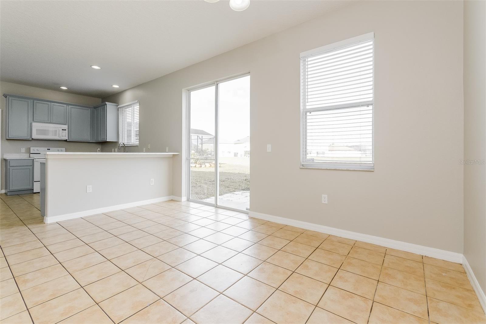 513 BERRY JAMES CT