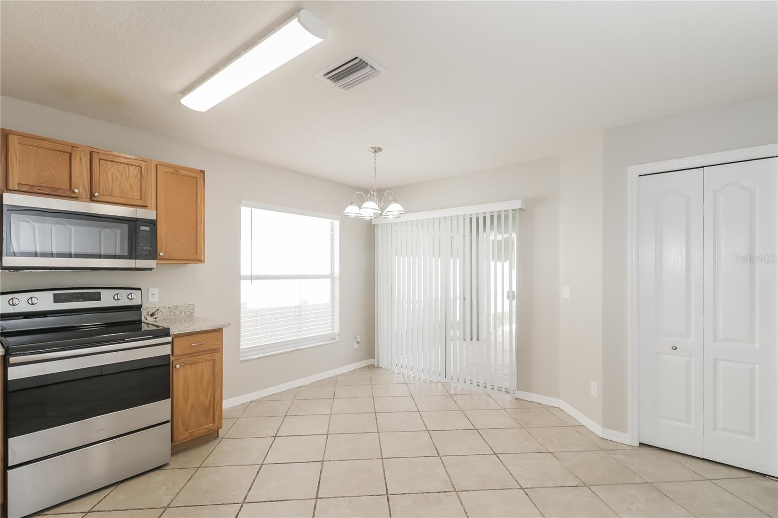 21034 GREEN WING CT