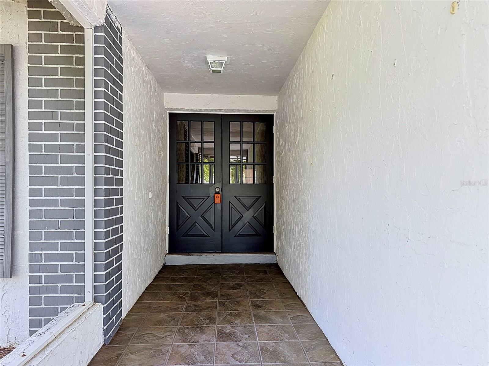 2825 WENDOVER TER