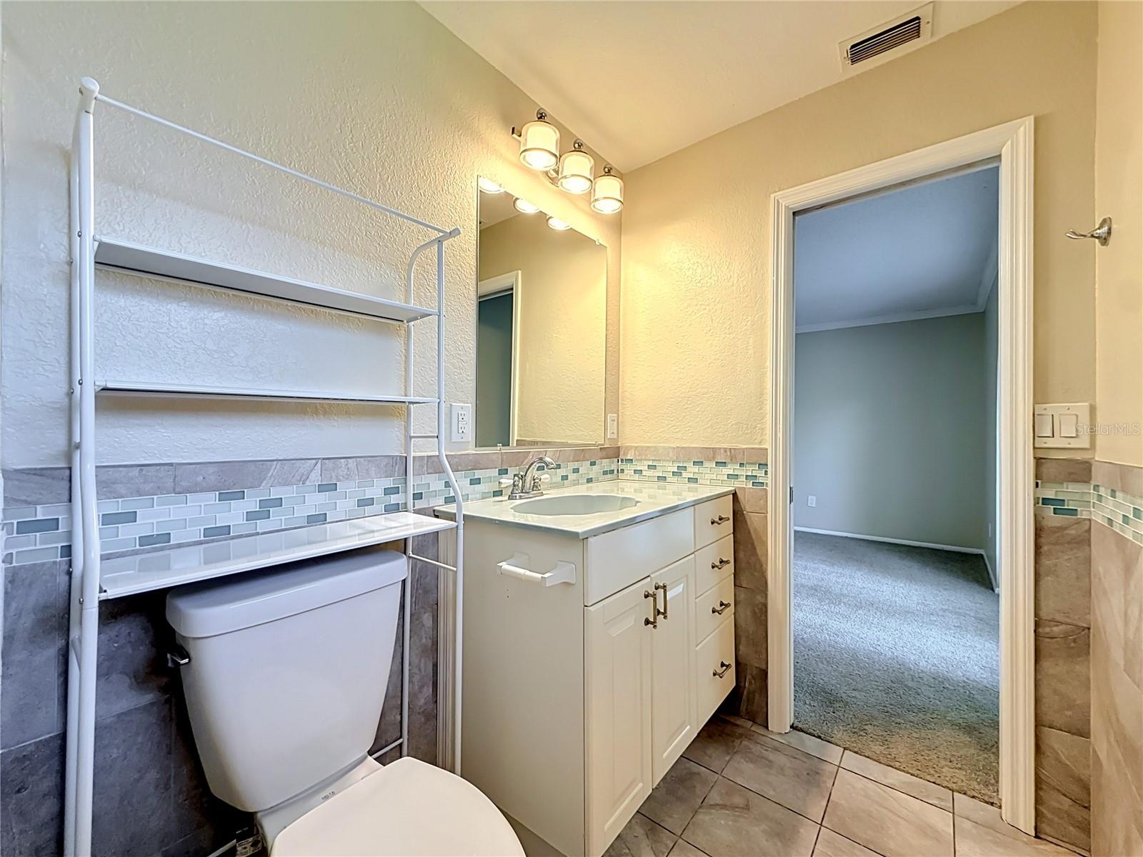 2825 WENDOVER TER
