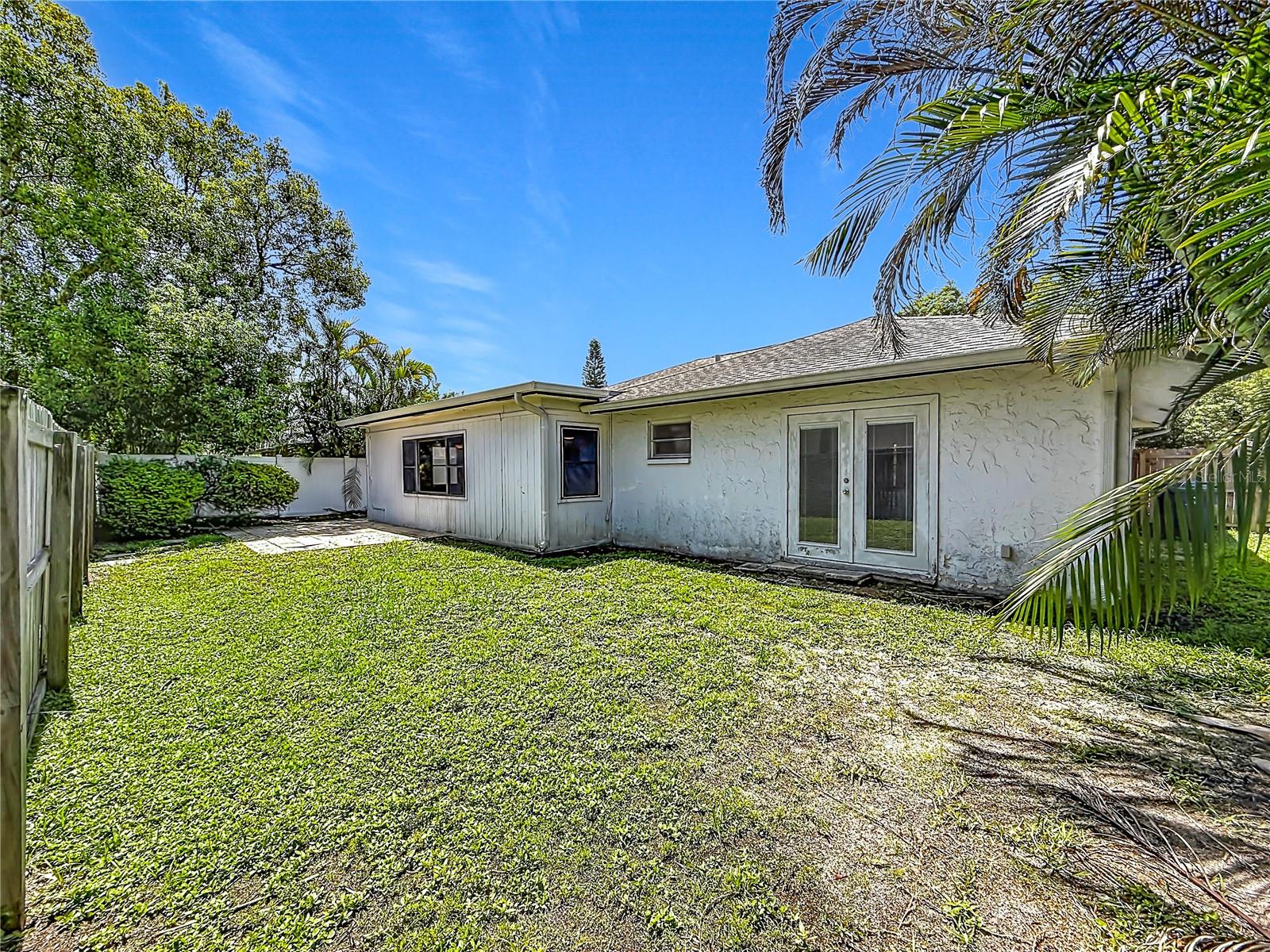 2825 WENDOVER TER
