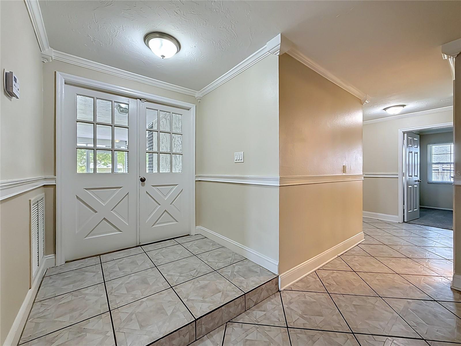 2825 WENDOVER TER