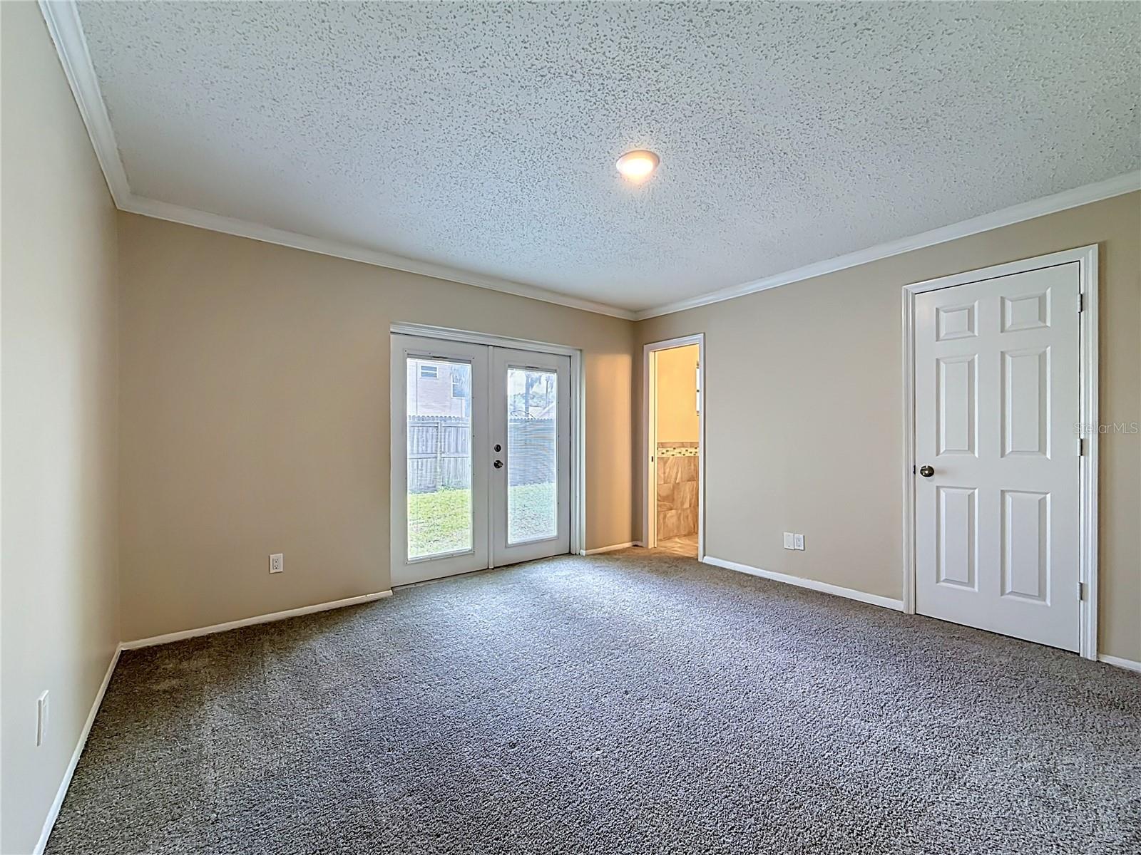 2825 WENDOVER TER