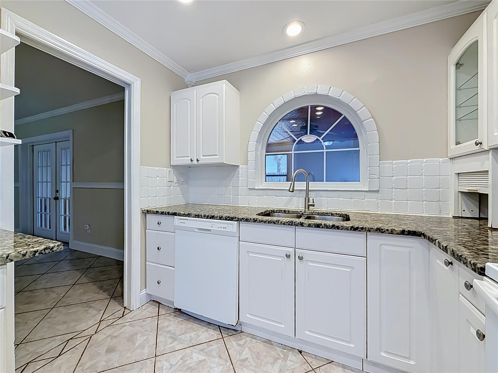 2825 WENDOVER TER