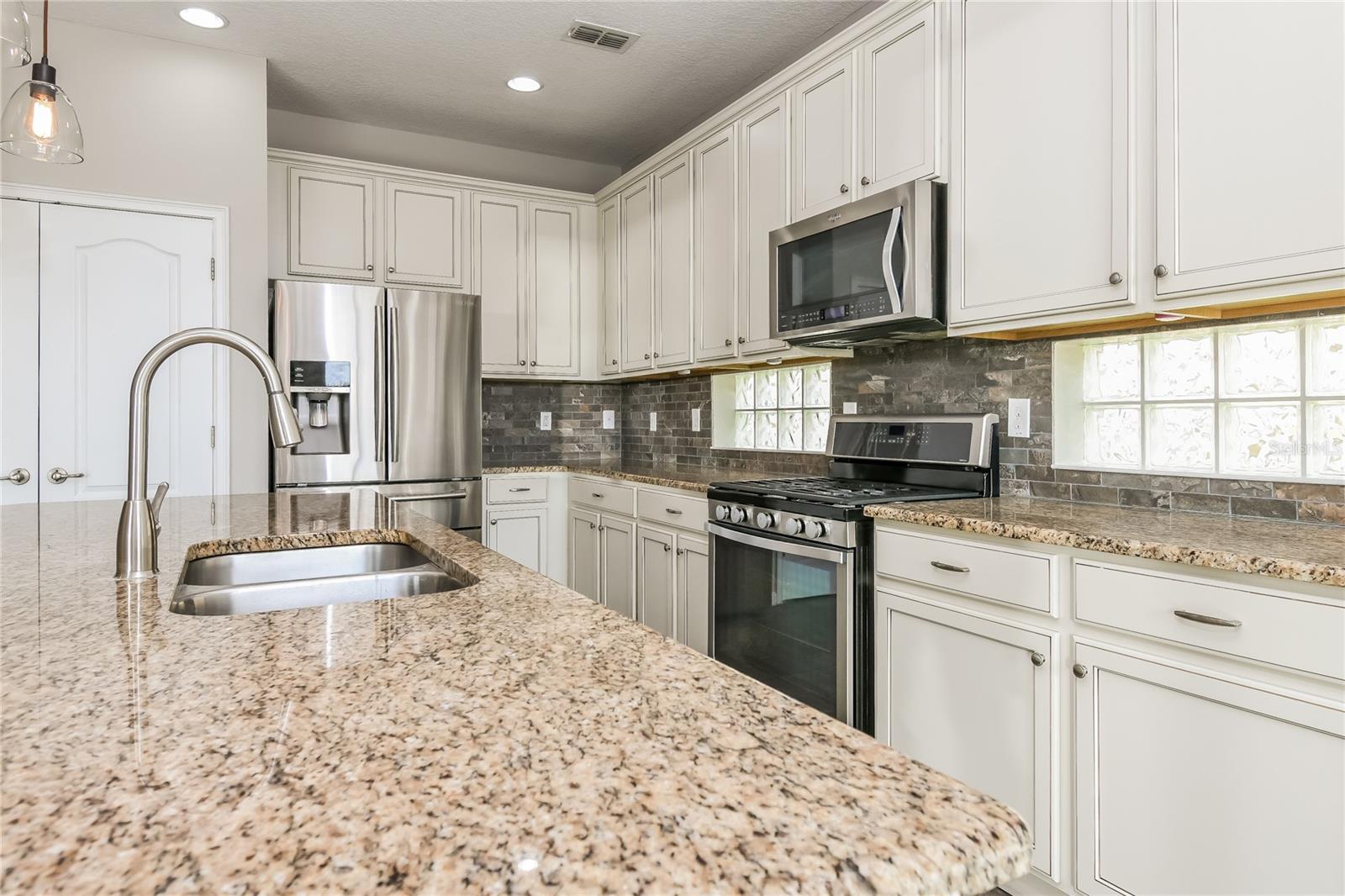 2270 NATOMA BLVD