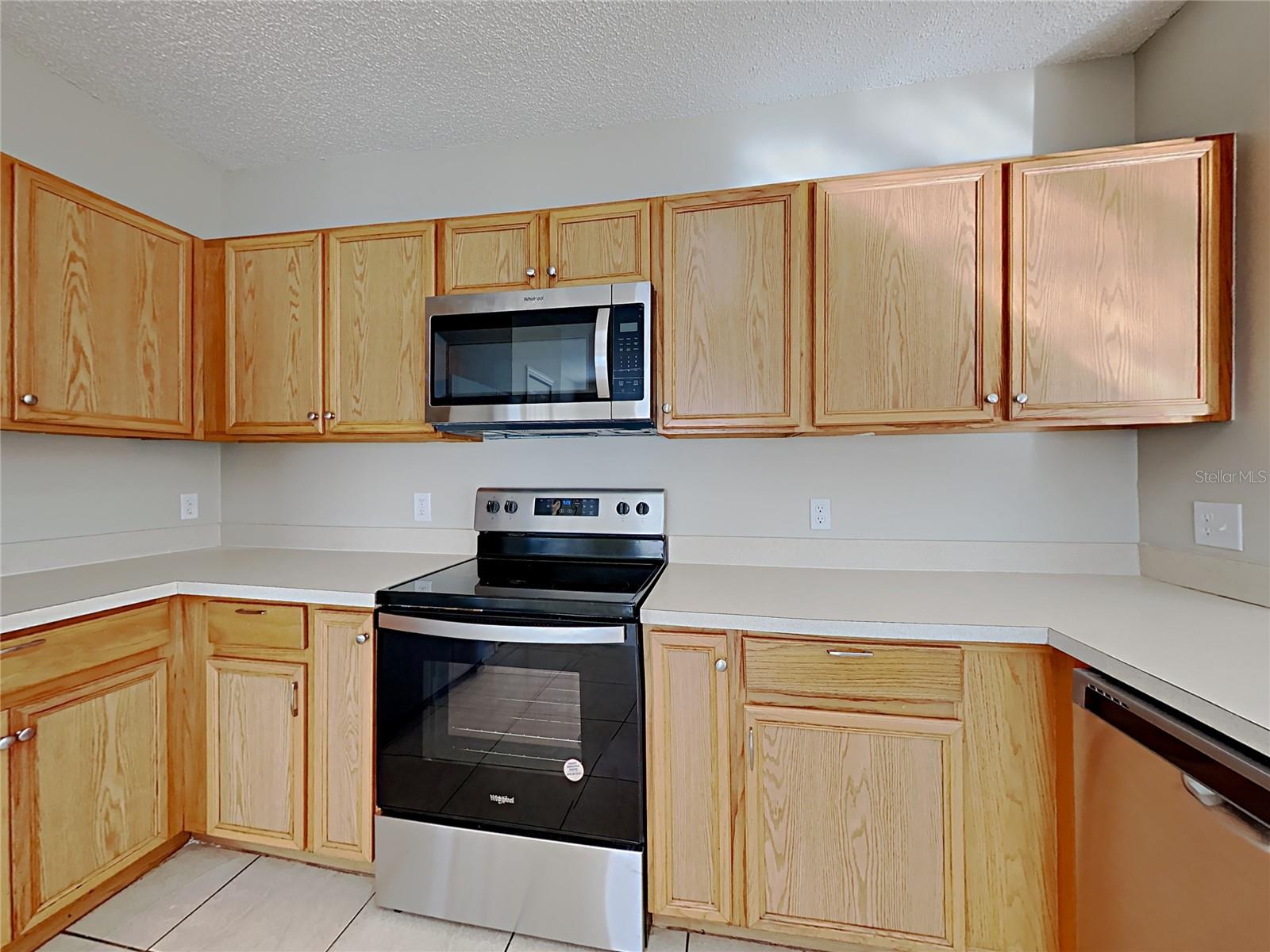 249 ABBOTSBURY DR