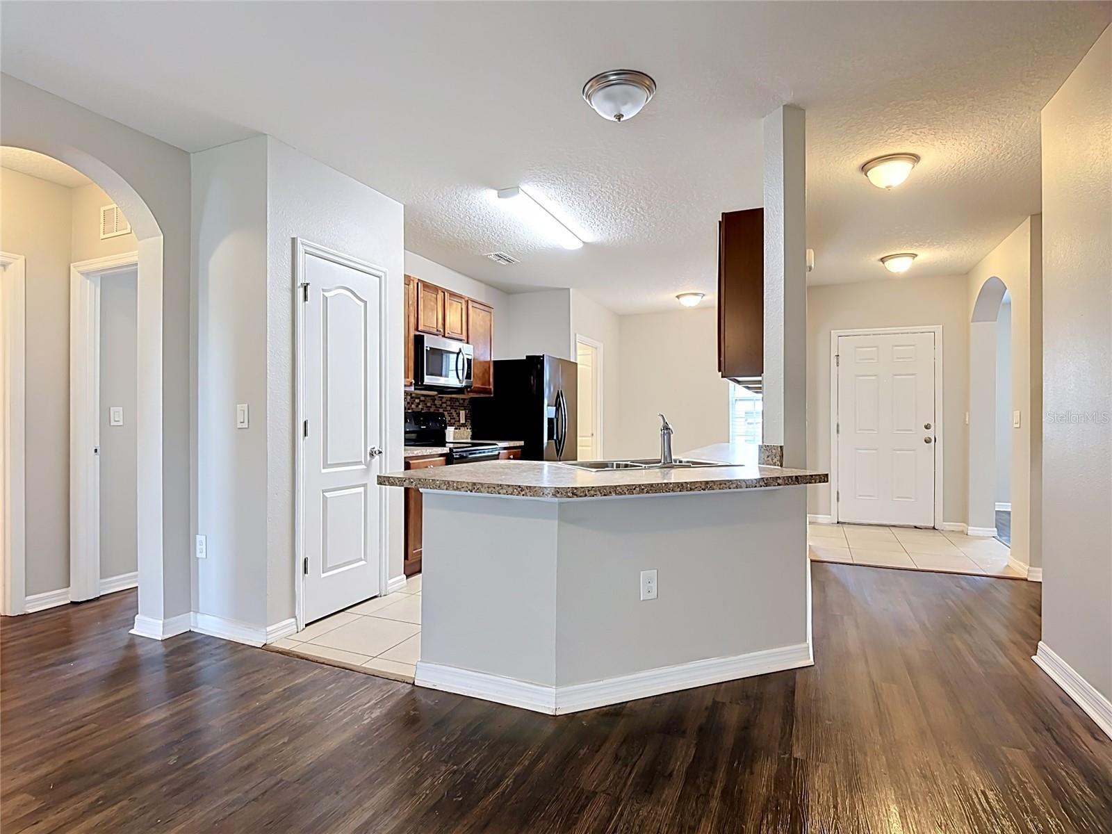 357 NOVA DR