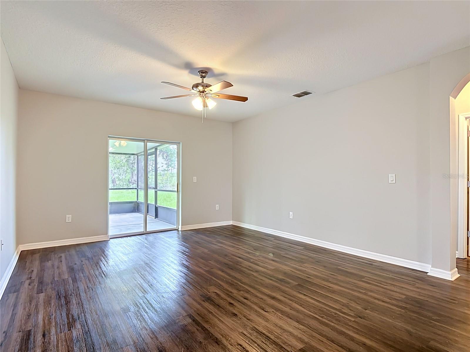 357 NOVA DR