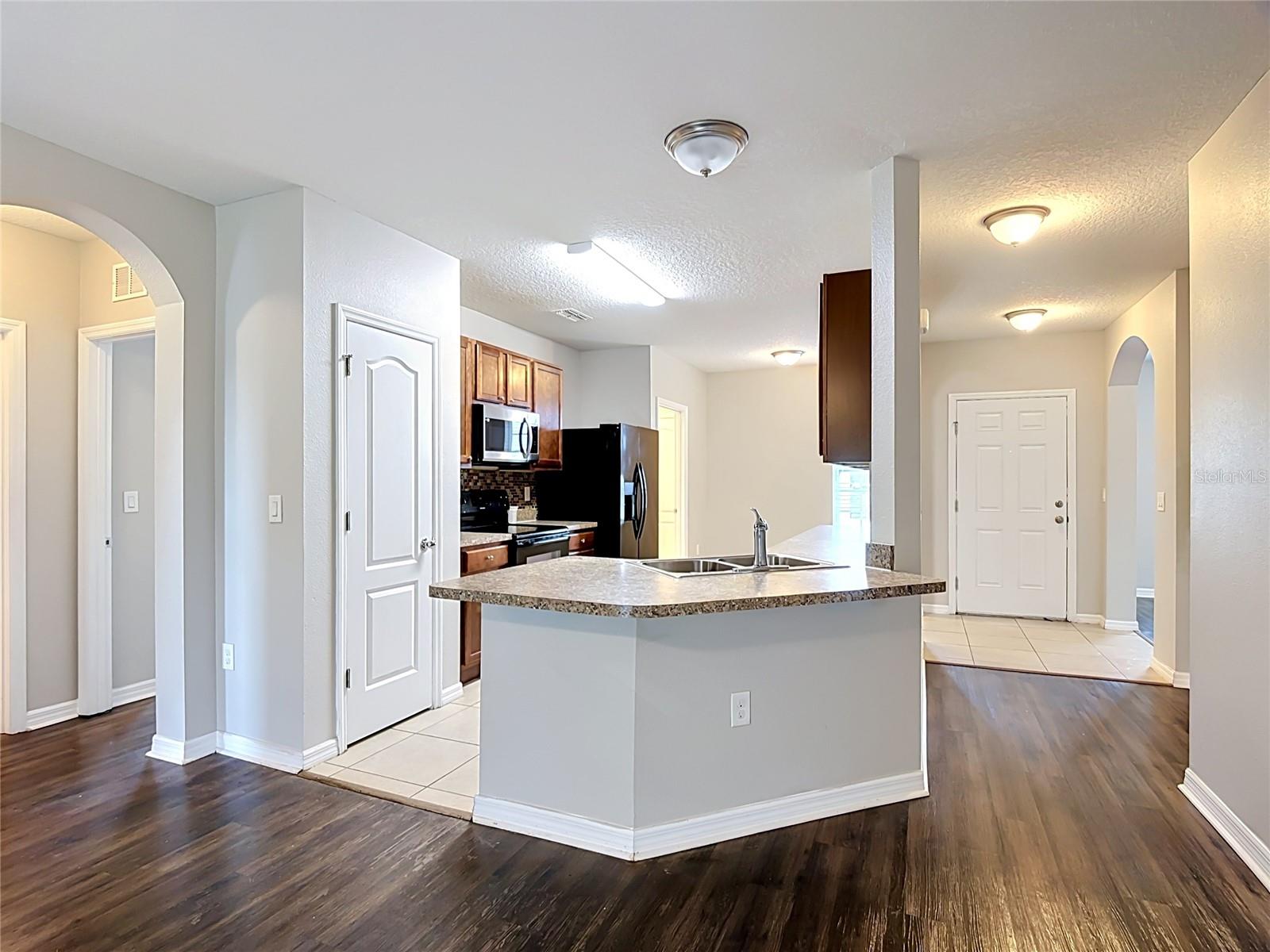 357 NOVA DR