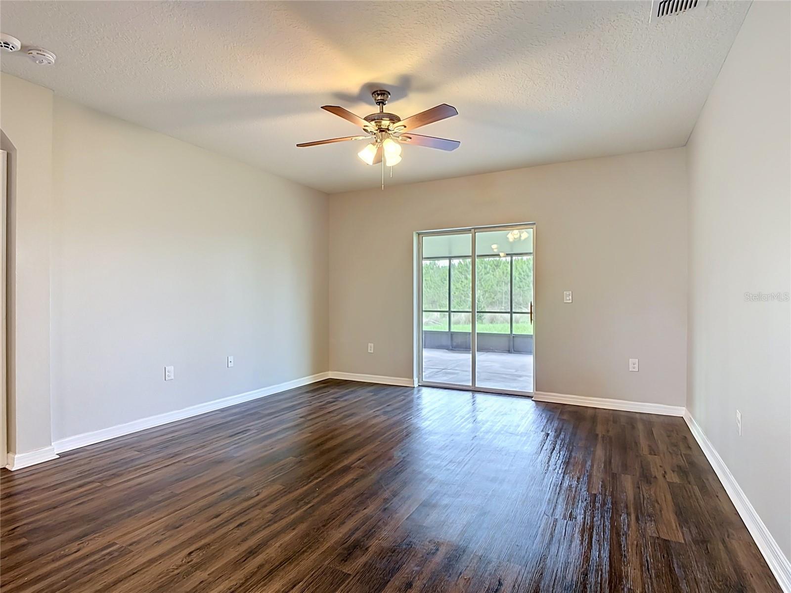 357 NOVA DR