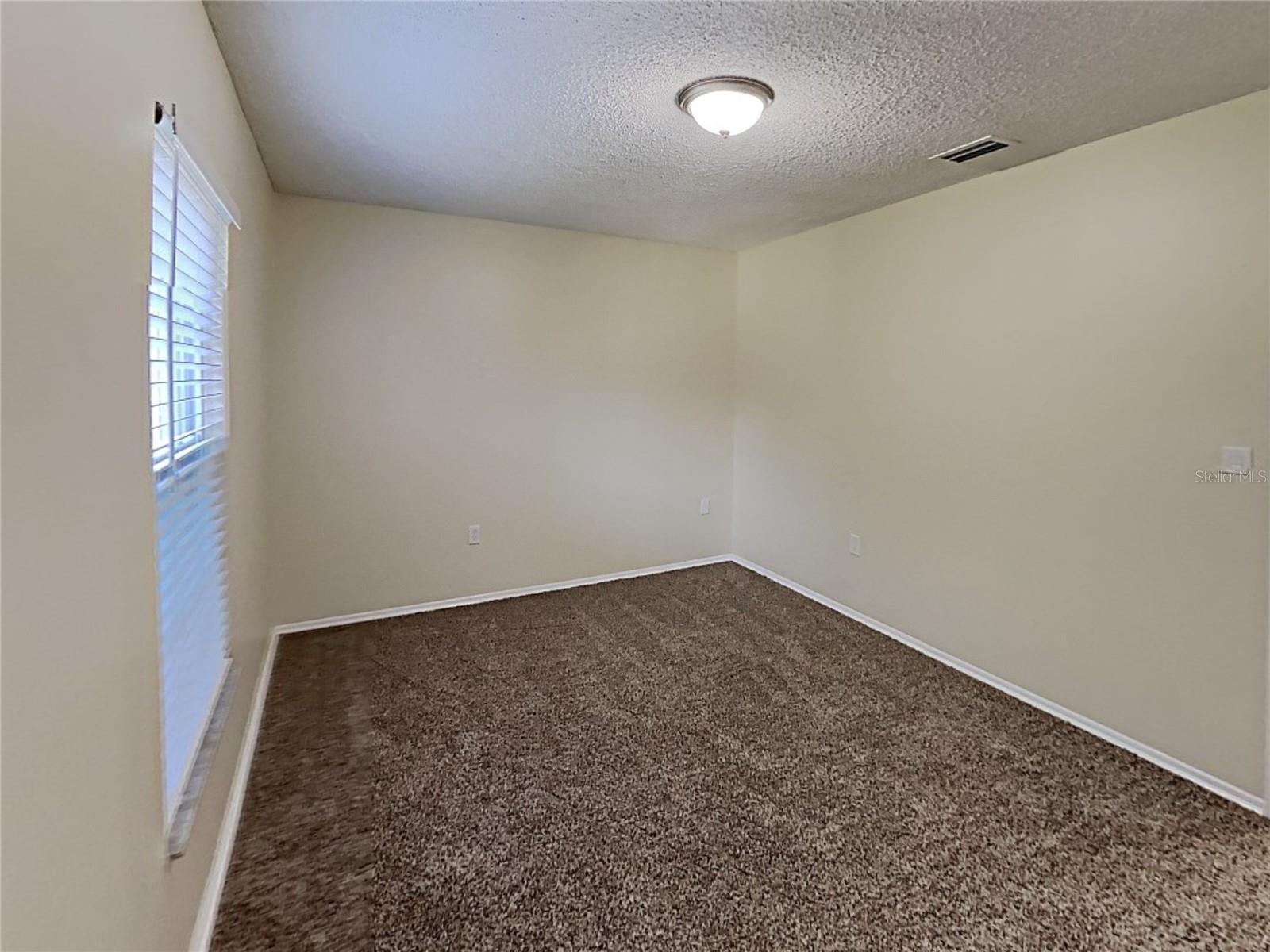 1320 NOELL BLVD