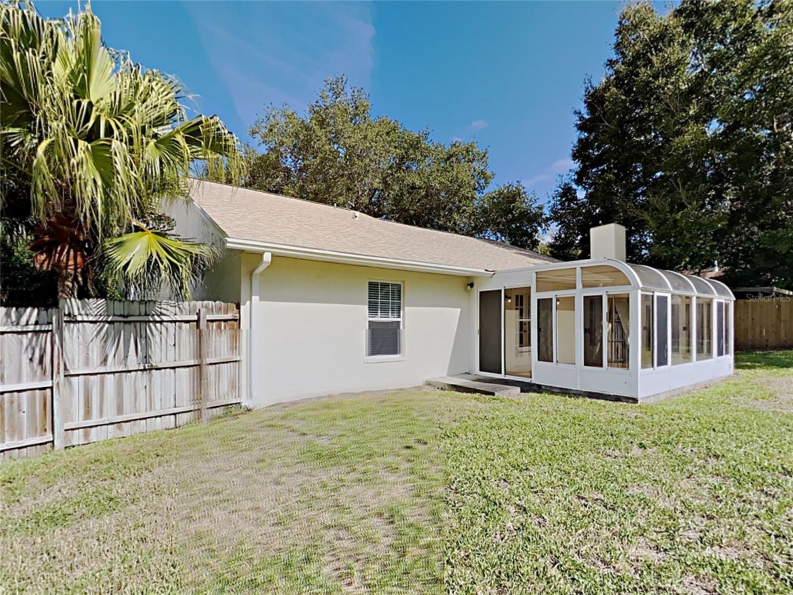 1320 NOELL BLVD