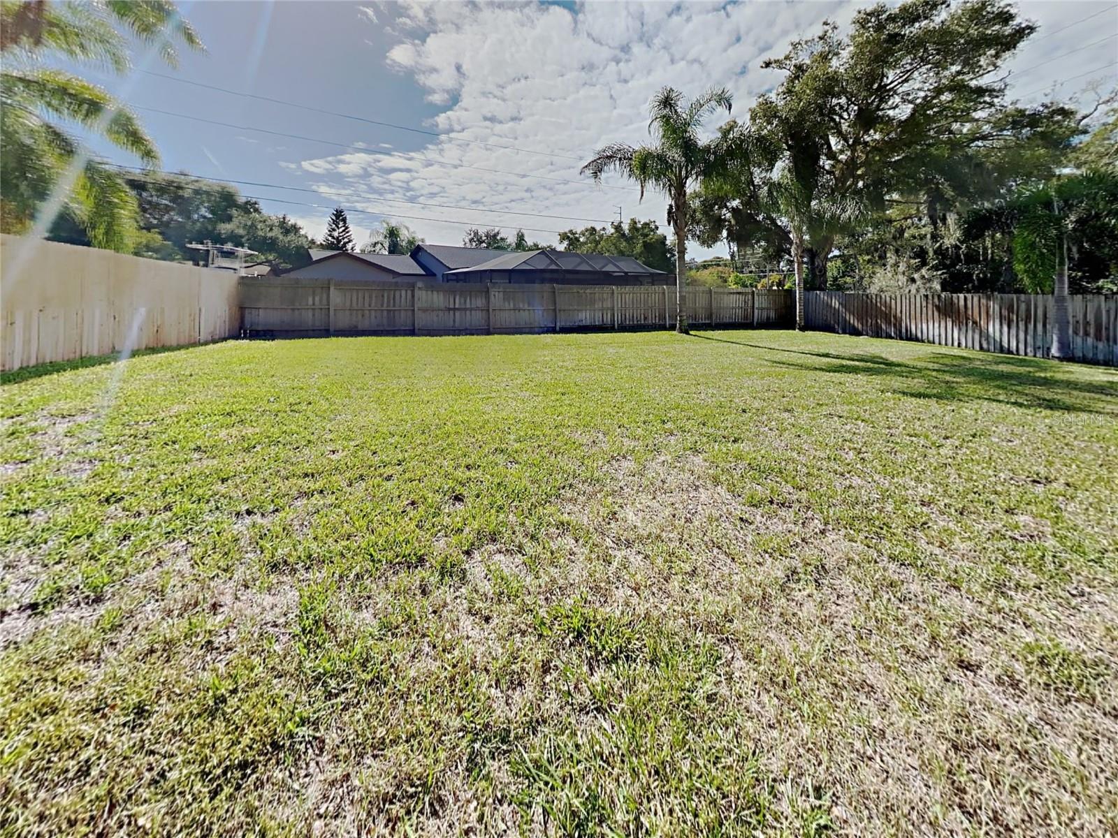 1320 NOELL BLVD