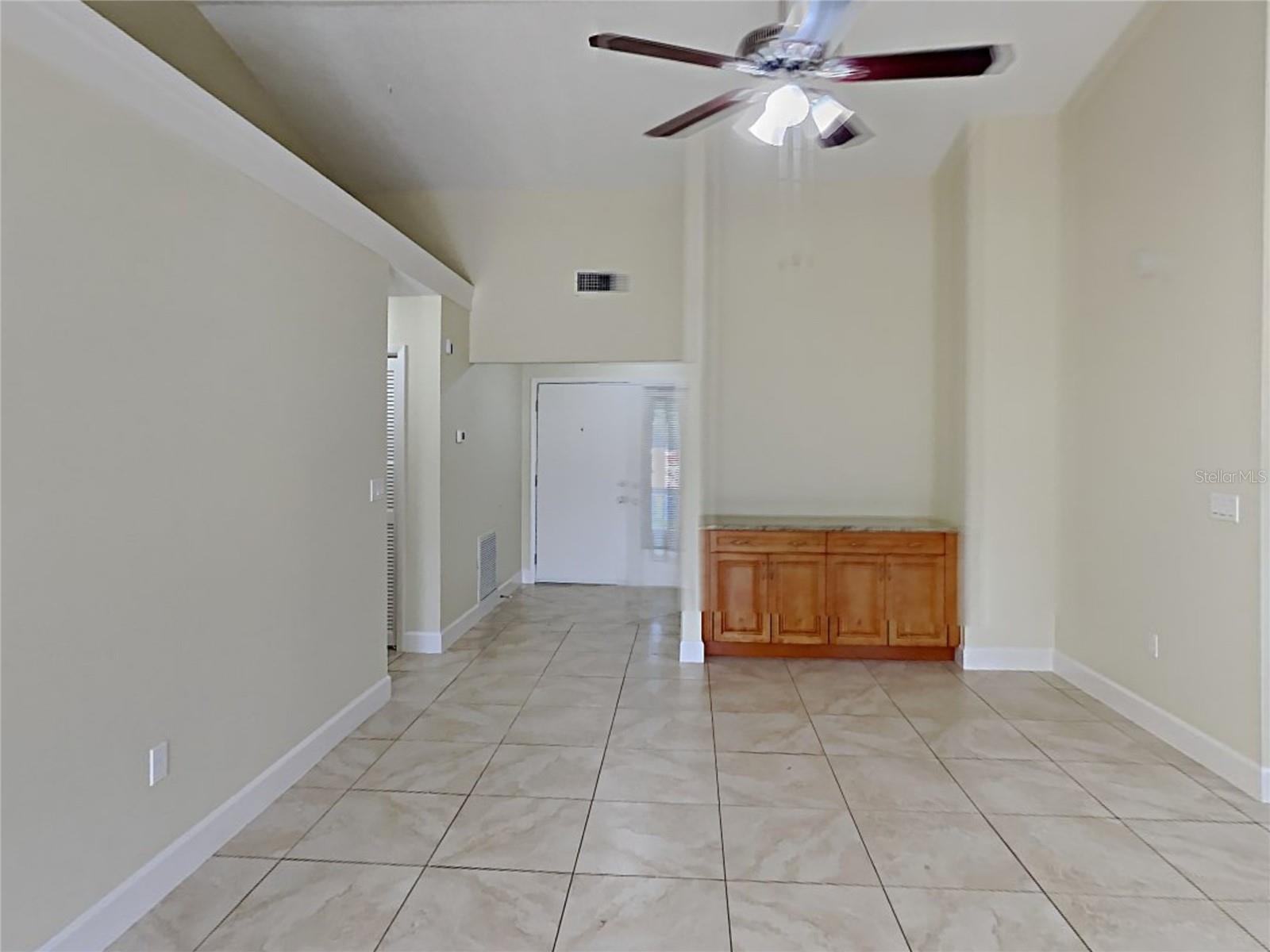 1320 NOELL BLVD