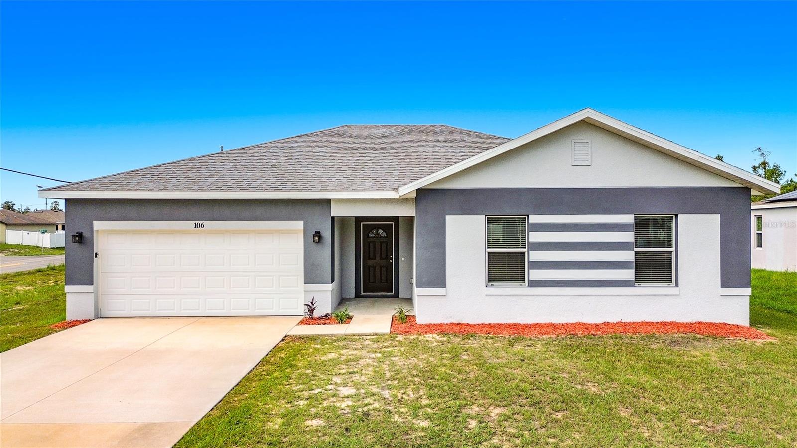 106 OAK CIR