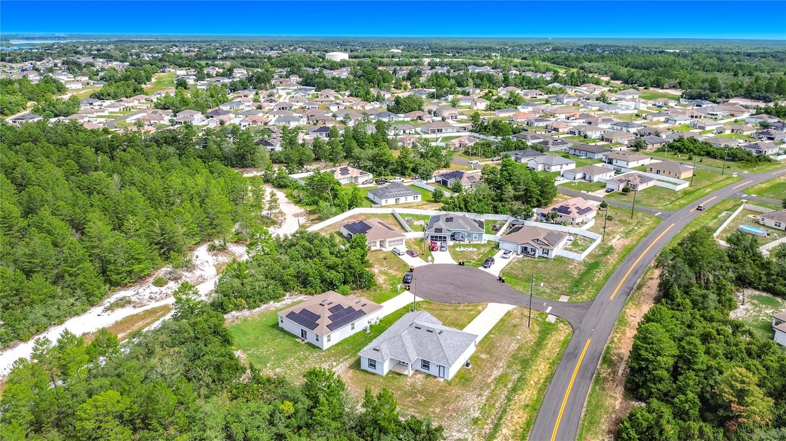 106 OAK CIR
