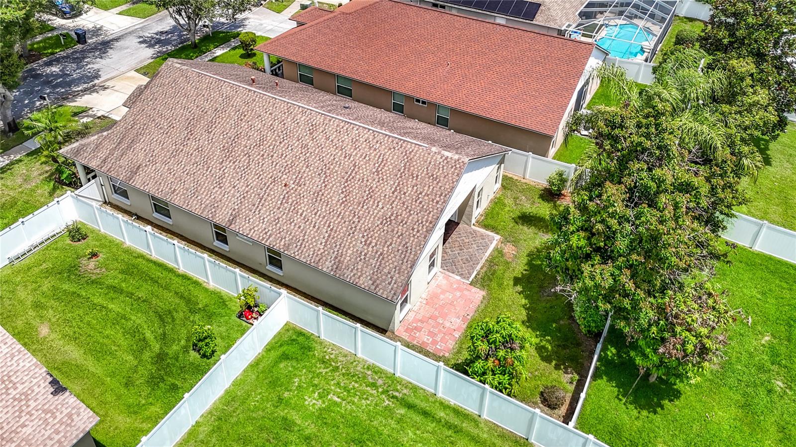 805 LESA GLEN PL