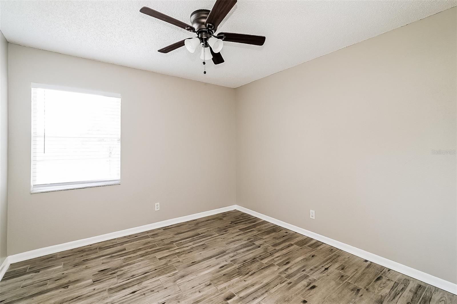 1019 RIDGEFIELD DR