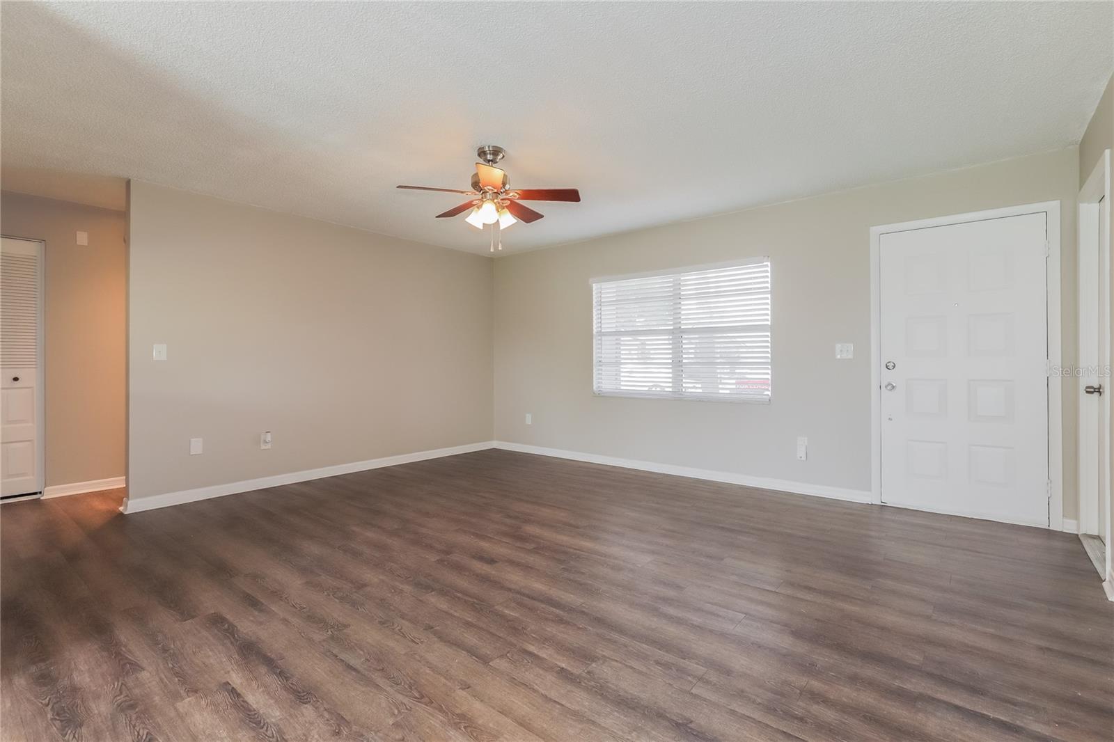 1002 PINEHAVEN CT