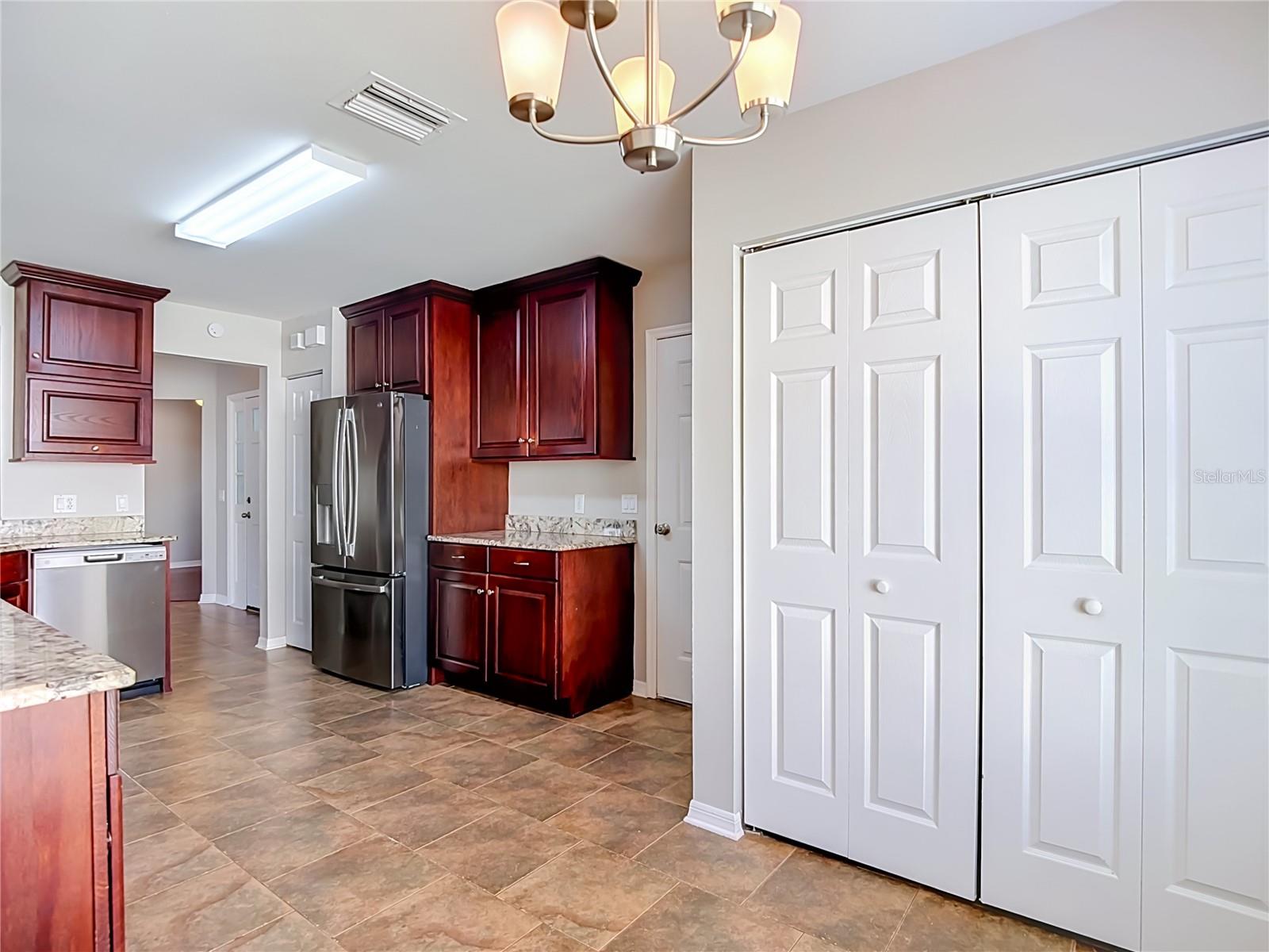 9718 PLEASANT RUN WAY