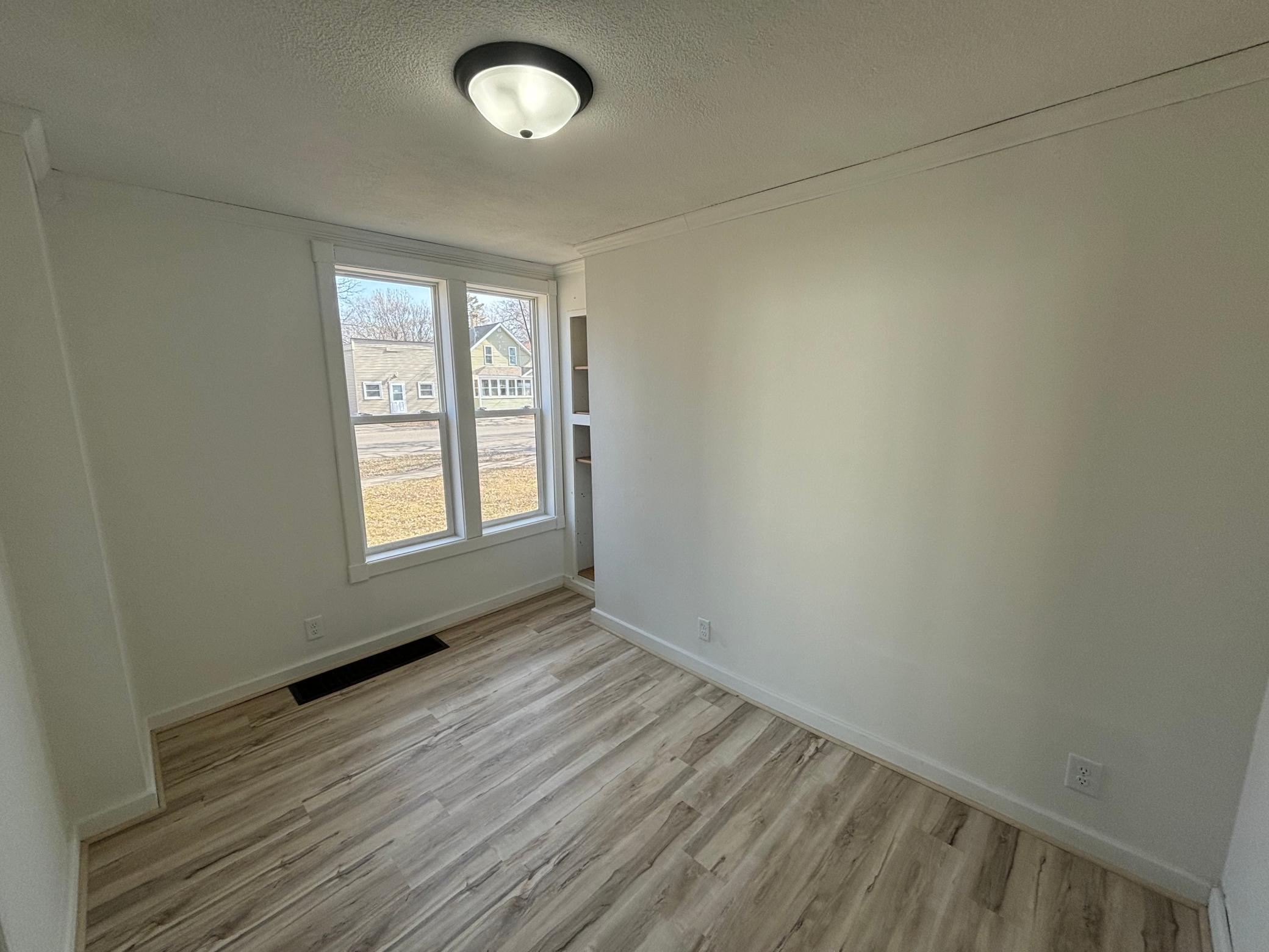 1402 3rd Street N