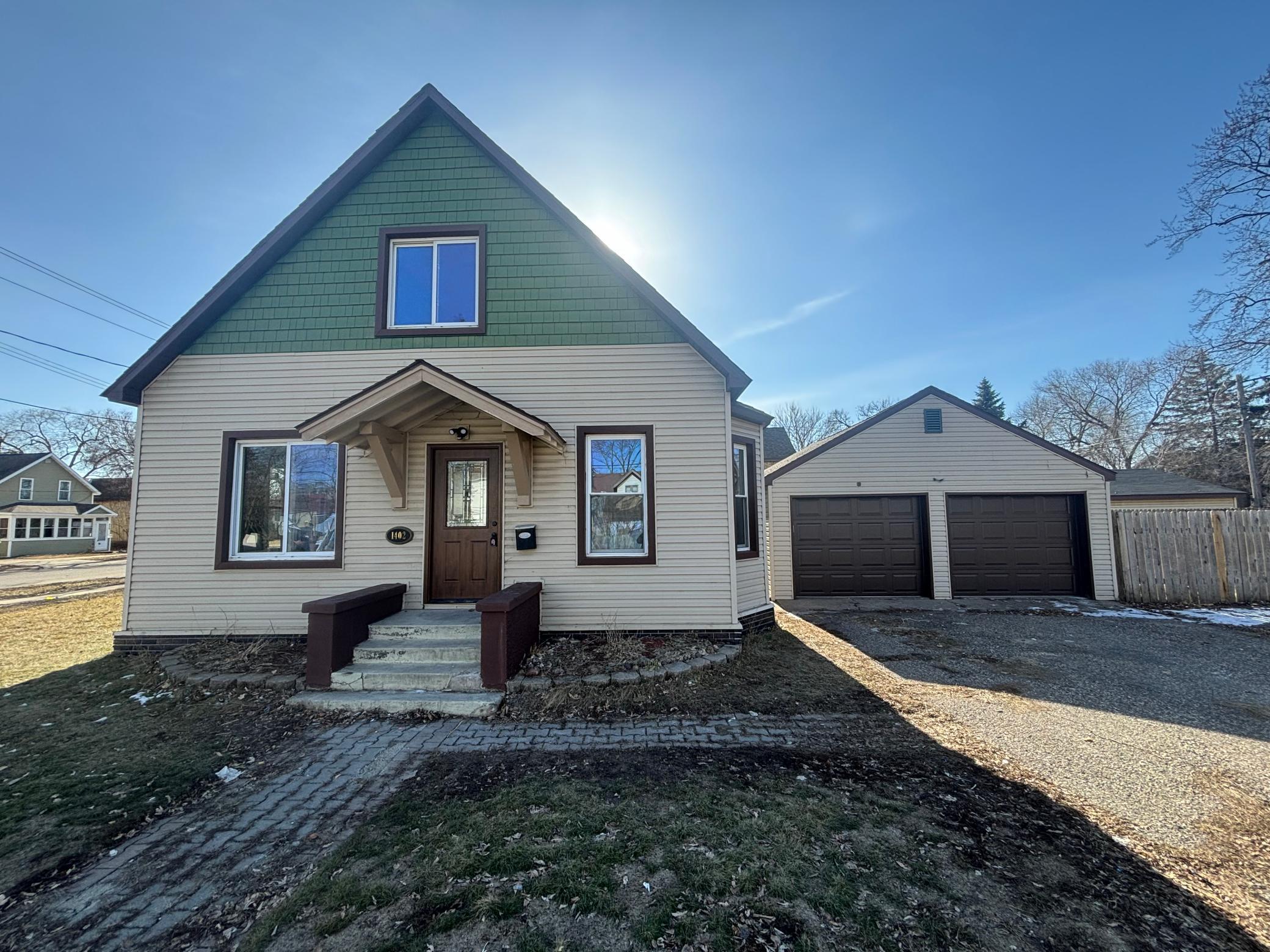 1402 3rd Street N