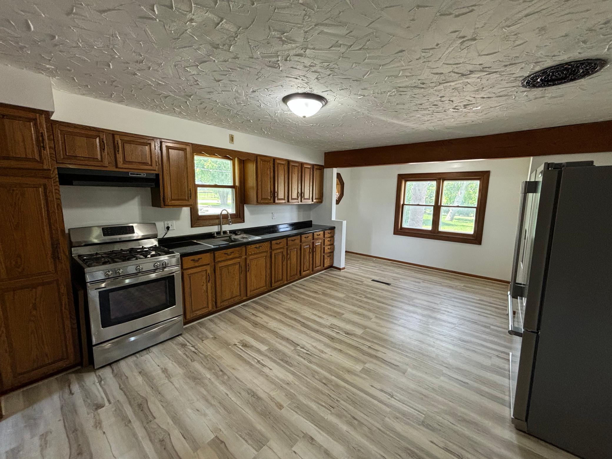 459 4th Street N