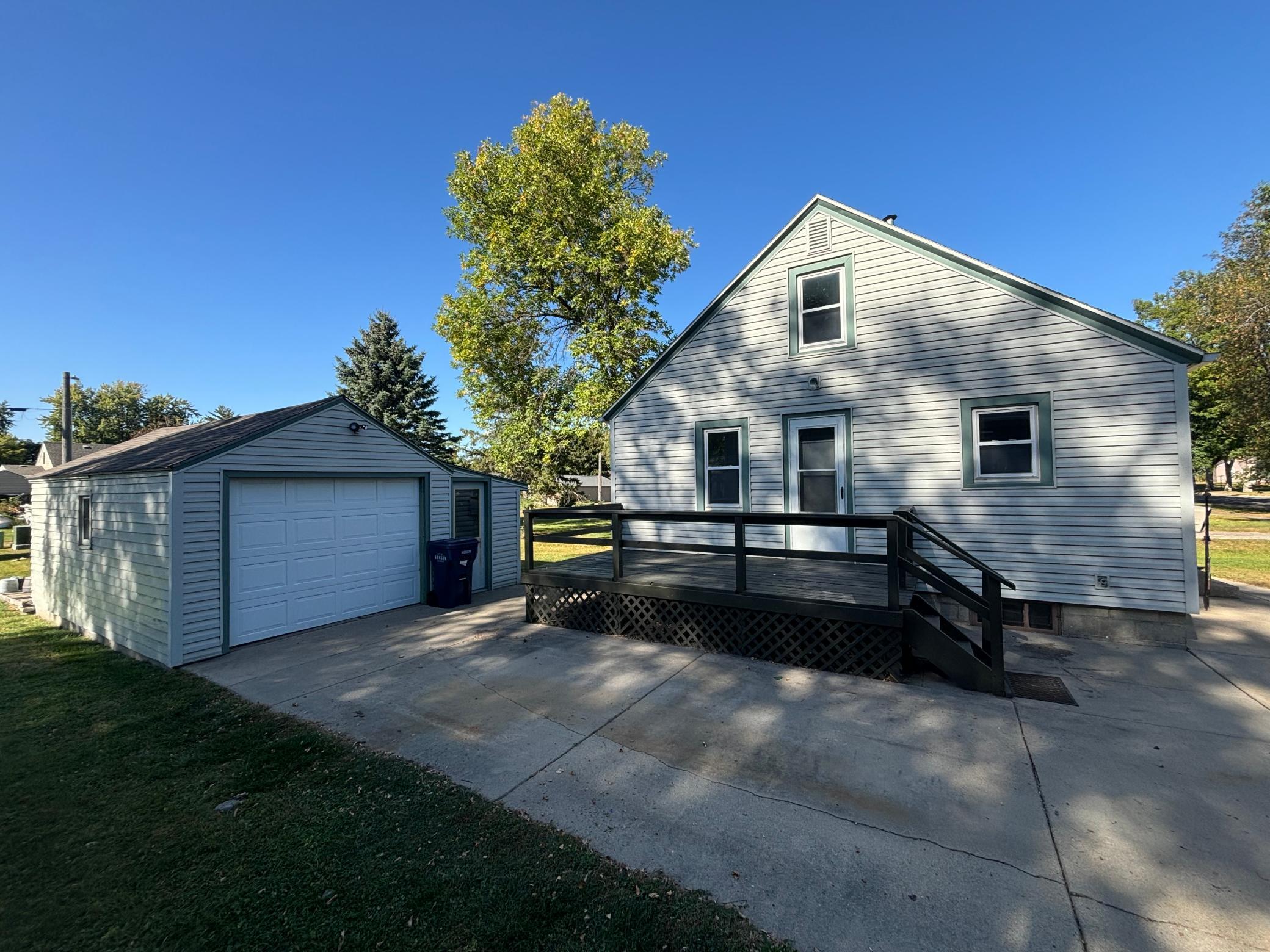205 17th Street N