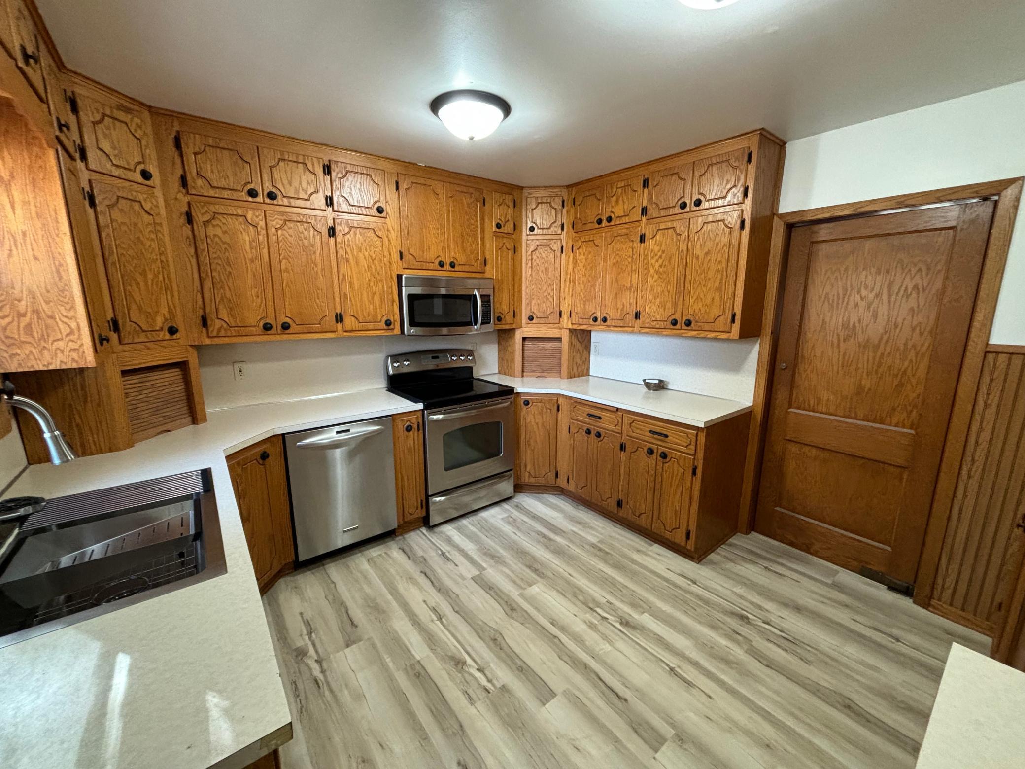 423 NE 2nd Street