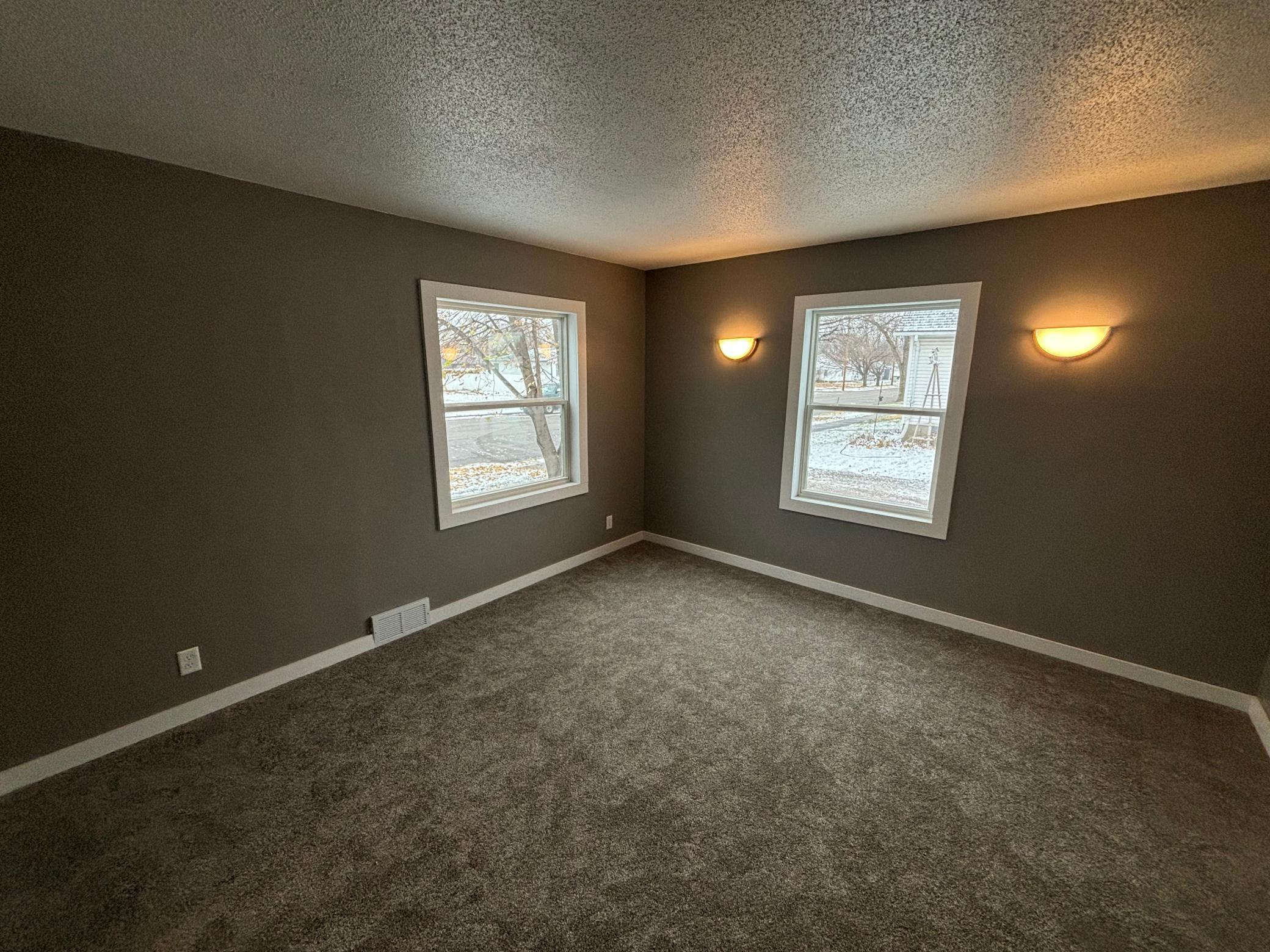 208 Dupont Avenue NW